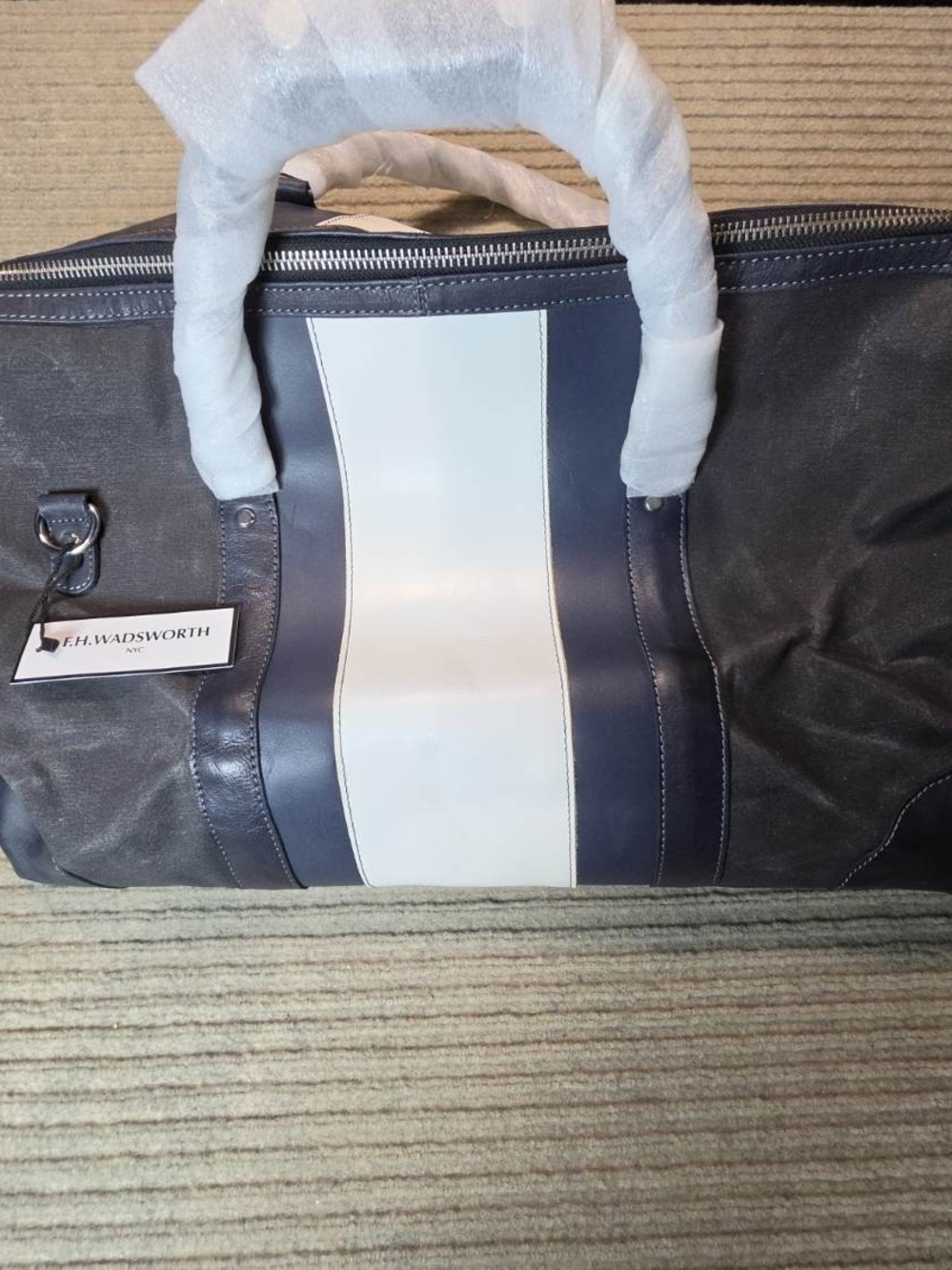 FH Wadsworth Canvas Leather Duffle Bag - The Four Seasons - NEW - Picture 4 of 9